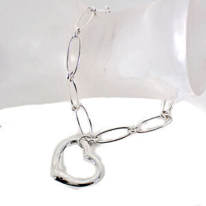 TIFFANY Authentic Silver Heart Charm Bracelet